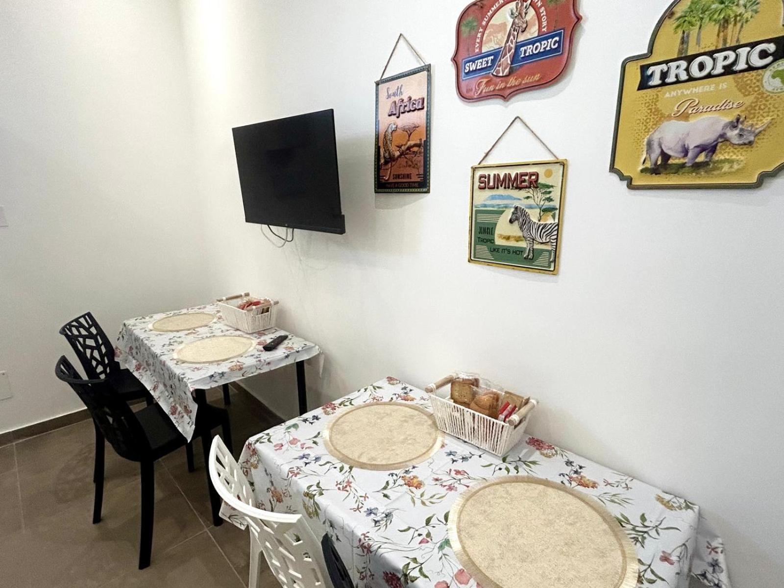Fly Zone Naples Bed & Breakfast ภายนอก รูปภาพ